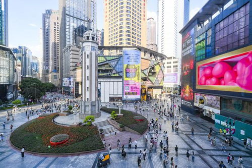 高溫?fù)醪蛔〕鲇螣崆椋貞c暑期旅游人氣旺